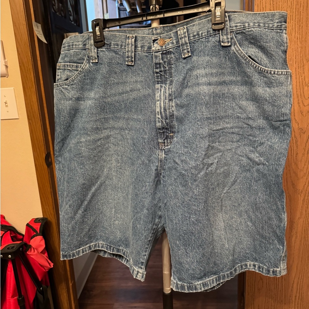 Wrangler Men's Classic Blue Jean Shorts